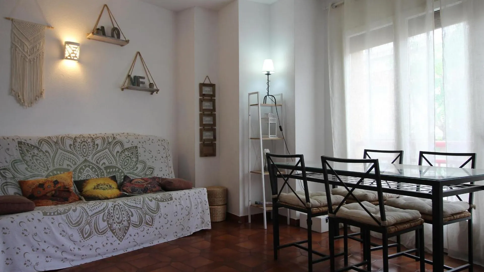 Apartamento Centrico A 20M De La Playa Del Puerto Con Tv, Aire Acondicionado Y Terraza - Es-228-189 Llança
