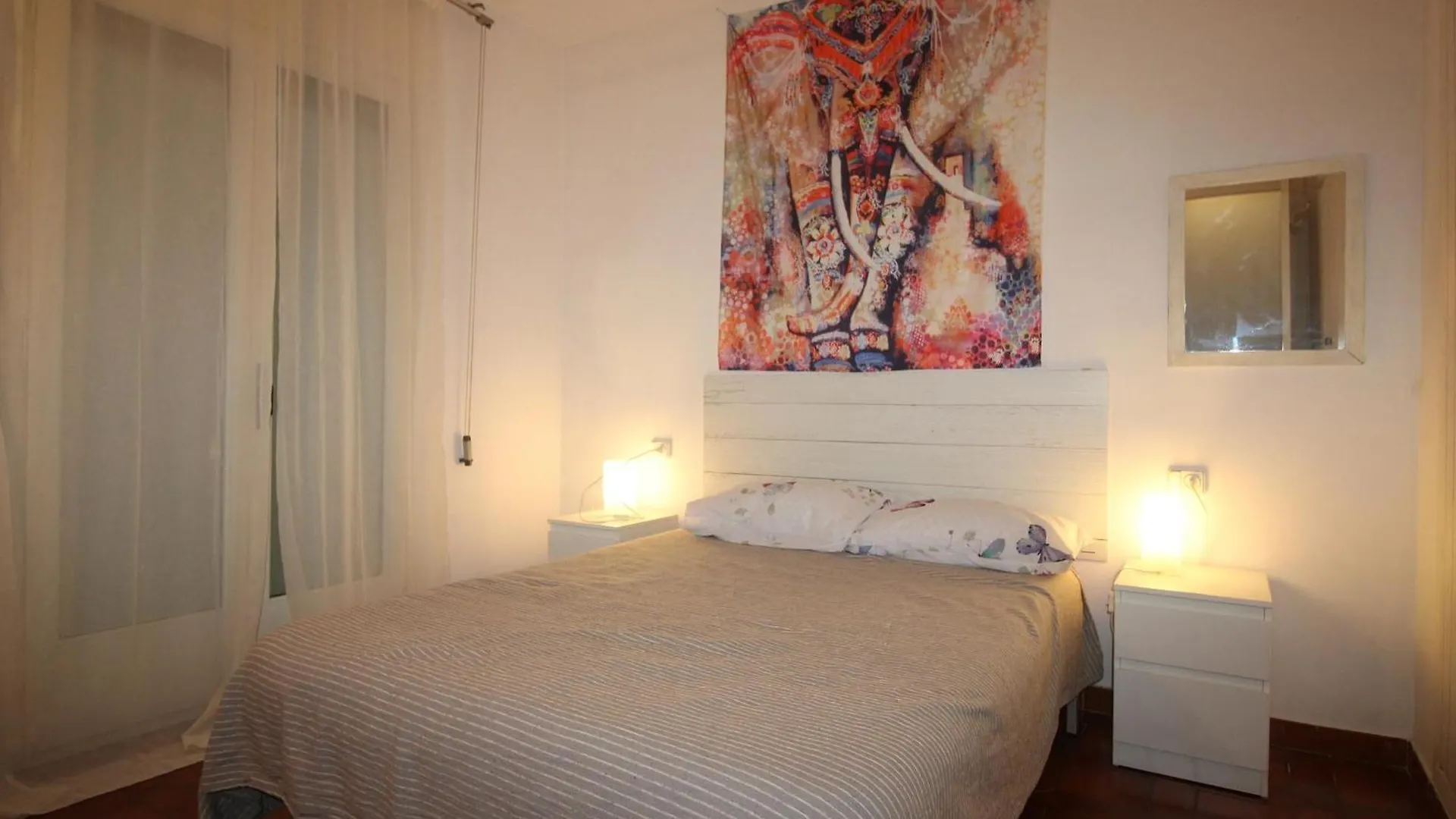 Apartamento Centrico A 20M De La Playa Del Puerto Con Tv, Aire Acondicionado Y Terraza - Es-228-189 Llanca 0*,